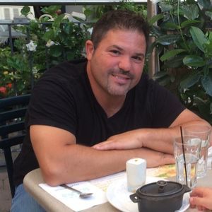 Meet your Posher, Domenic